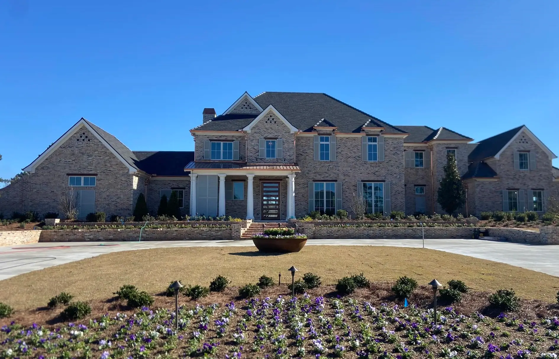 Seamless gutters installed in Texas