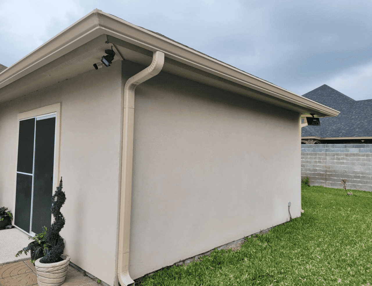 Gutters installed in South Texas