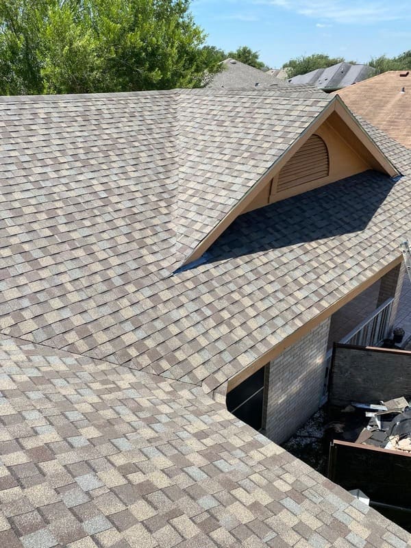 Residential Roofing Installing