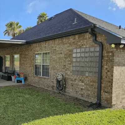 Delfino Cervantes' experience for gutter installation project in Texas
